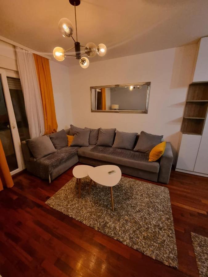 5 Star Apartment Podgoriţa Exterior foto