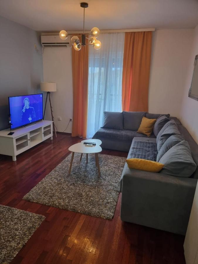 5 Star Apartment Podgoriţa Exterior foto